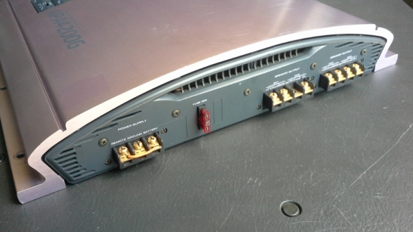 ADDZEST Power Amp APA4200 4ch ADDZEST Power Amp APA4200 4ch