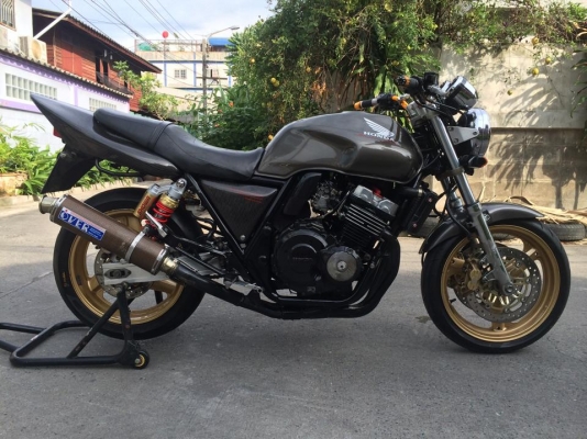 CB 400 ปี98 VS สพม พร้อมออกทริปเลยครับ CB 400 ปี98 VS สพม พร้อมออกทริปเลยครับ