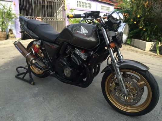 CB 400 ปี98 VS สพม พร้อมออกทริปเลยครับ CB 400 ปี98 VS สพม พร้อมออกทริปเลยครับ