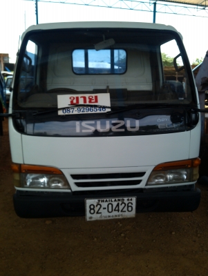 รถบรรทุก 4 ล้อ ISUZU