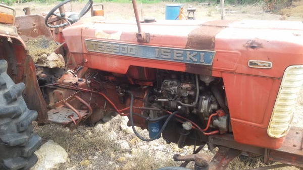 ขายครับ ISEKI TS 2500 เปลี่ยนเครื้องเป็น 28 แรง ครับ เครื่องดี เกียร์ดี ครับ