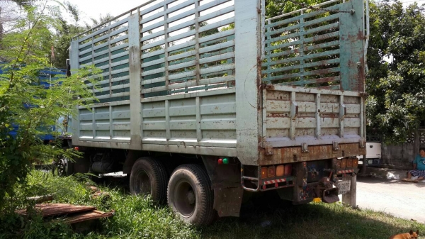 10ล้อ 2เพลารั้ว แม่ลูก2คาน ISUZU 240แรงม้า สภาพดี พร้อมใช้งาน คัทซีสวย เครื่องดี ราคาคุยได้ โทร.087-2976734