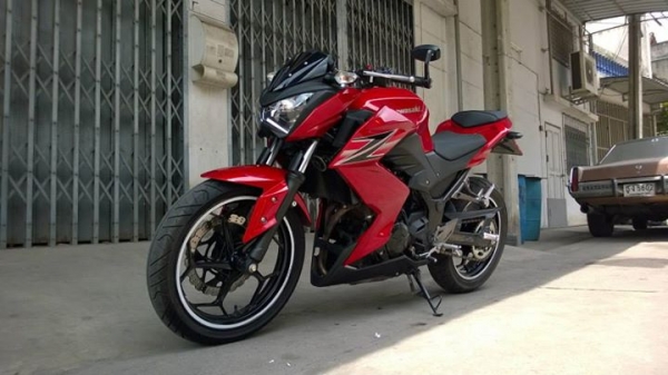 Z250 2014 วิ่ง 2000 สภาพถอยจาก Showroom ส่งฟรีทั่วไทย ต่อรองได้