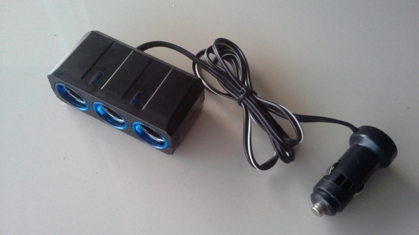 กล่องพ่วงต่อที่จุดบุหรี่ มือสองญี่ปุ่น สภาพสวย ใช้งานแจ่มๆ กล่องพ่วงต่อที่จุดบุหรี่ มือสองญี่ปุ่น สภาพสวย ใช้งานแจ่มๆ