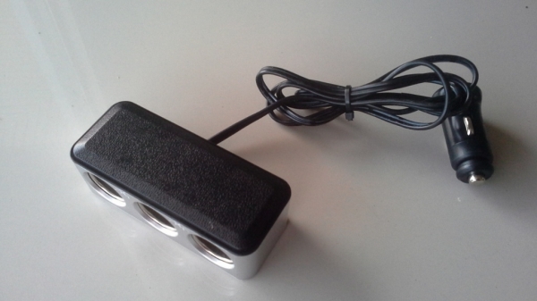 กล่องพ่วงต่อที่จุดบุหรี่ มือสองญี่ปุ่น สภาพสวย ใช้งานแจ่มๆ กล่องพ่วงต่อที่จุดบุหรี่ มือสองญี่ปุ่น สภาพสวย ใช้งานแจ่มๆ