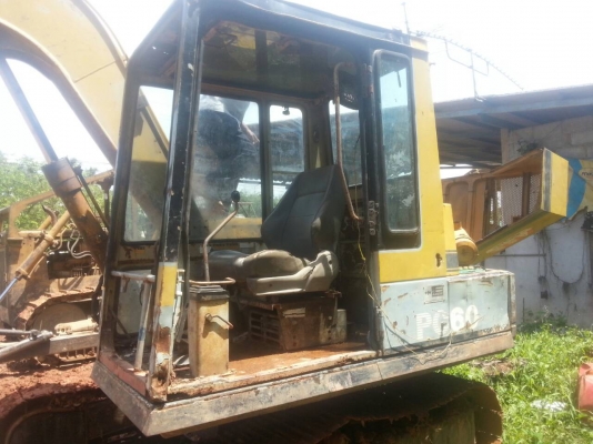 KOMATSU PC60-5 รถสภาพดี พร้อมใช้งาน เครื่องดี ปั๊มแรง ราคาต่อรองได้ 087-2976734