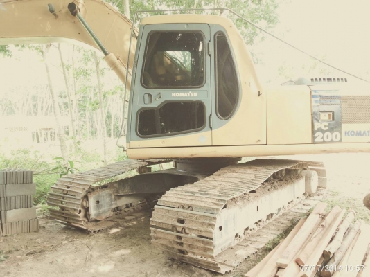kOMATSU PC200-6 พร้อมใช้งาน เครื่องดี เอกสารอินวอย ราคาต่อรองได้ 087-2976734