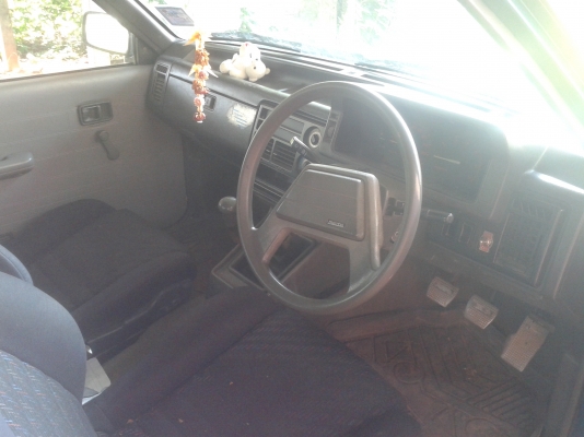 ขายMazda B2500 Cab