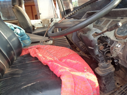 ขายถูกๆ 495000 บาท รถฮีโน่ดั้ม10ล้อ2เพลาZMเครื่องEK100