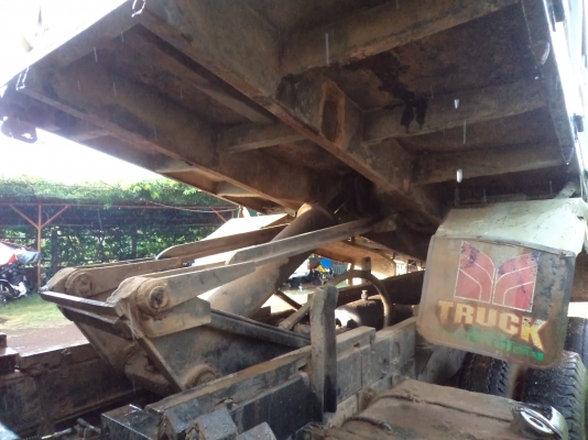 ขายถูกๆ 495000 บาท รถฮีโน่ดั้ม10ล้อ2เพลาZMเครื่องEK100