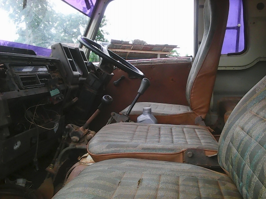 ขายสิบล้อสองเพลาดั้มพ์ อีซูสุ หัวจัมโบ้คัสซีหัวยาวช่วงล่างจัมโบ้ใหญ่