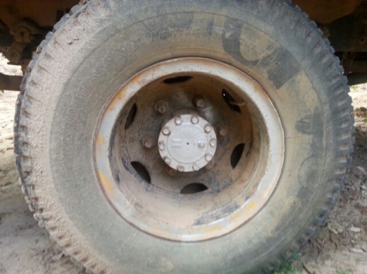 ขายHINO KM310 เครื่องดี ช่วงล่างใหญ่F หน้าหลัง สภาพพร้อมใช้งาน เหมาะเอาไปทำดั้ม สนใจโทร 090-8588220คุณนะ หรือ www.truck.in.th/498 ID:narong498