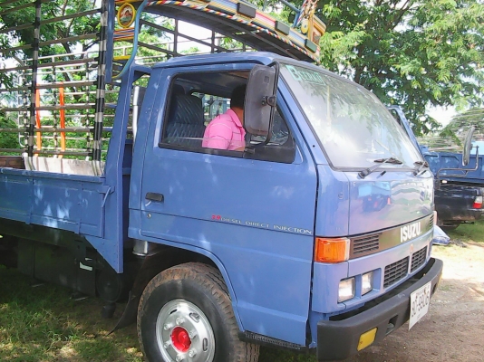 ขายหกล้อ อีซูสุ NPR115 สภาพสวยพร้อมใช้