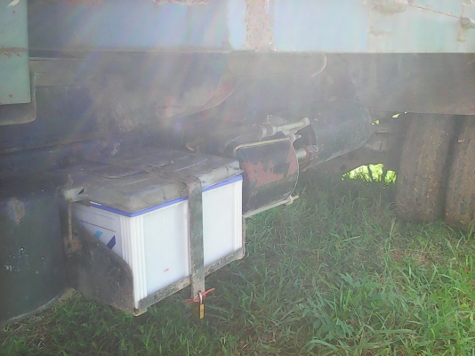 ขายหกล้อดั้มพ์ อีซูสุNPR115 Fหน้าหลังสภาพพร้อมใช้