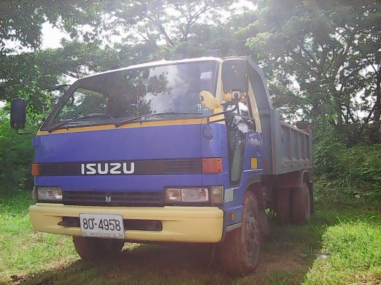 ขายหกล้อดั้มพ์ อีซูสุNPR115 Fหน้าหลังสภาพพร้อมใช้