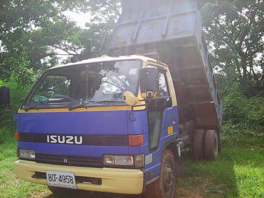 ขายหกล้อดั้มพ์ อีซูสุNPR115 Fหน้าหลังสภาพพร้อมใช้