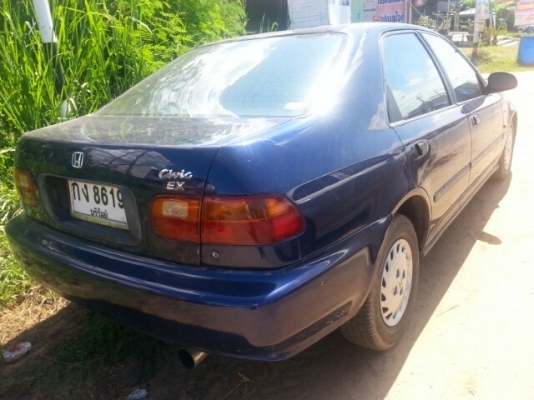 ขายรถเก๋ง สภาพพร้อมใช้งาน เครื่องดี ภายในสวย แอร์เย็น เอกสารพร้อมโอน สนใจโทร 090-8588220คุณนะ ID:narong498 หรือ www.truck.in.th/498