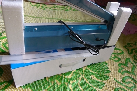 เครื่องซีลถุงพลาสติก  950 บาท.-