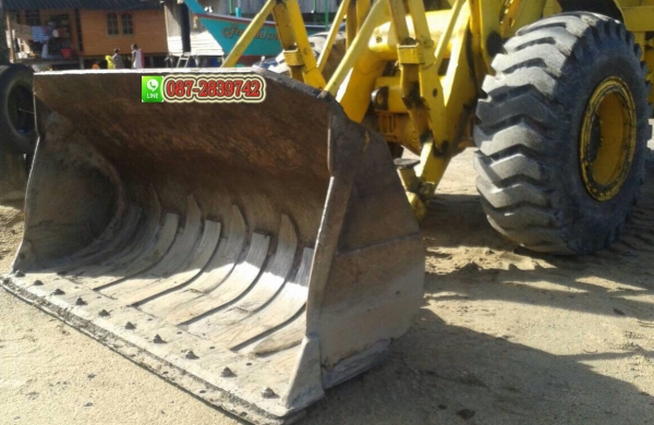 ขายรถตักล้อยาง CAT 950