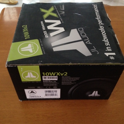 ซับวูฟเฟอร์ของค่าย JL Audio ขนาด 10 นิ้ว WXv2 ซับวูฟเฟอร์ของค่าย JL Audio ขนาด 10 นิ้ว WXv2