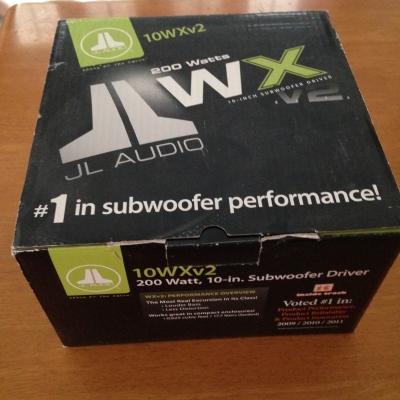 ซับวูฟเฟอร์ของค่าย JL Audio ขนาด 10 นิ้ว WXv2 ซับวูฟเฟอร์ของค่าย JL Audio ขนาด 10 นิ้ว WXv2