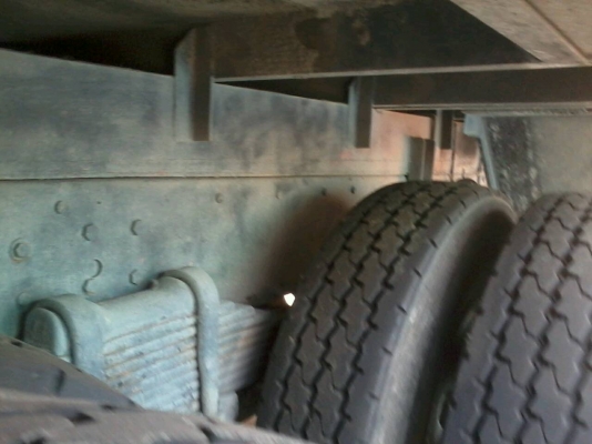 รถ 12 ล้อติดเครนพับ