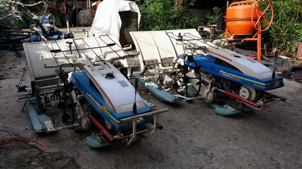 เครื่องปลูกข้าวเดินตาม ISEKI เก่าญี่ปุ่น สภาพสวย เครื่องยนต์ติดง่าย สภาพพร้อมใช้งาน