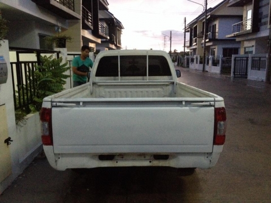 D-max 2006 2.5 คอมม่อนเรล รถบางๆ เครื่องดี หน้าตาเดิมสุด D-max 2006 2.5 คอมม่อนเรล รถบางๆ เครื่องดี หน้าตาเดิมสุด