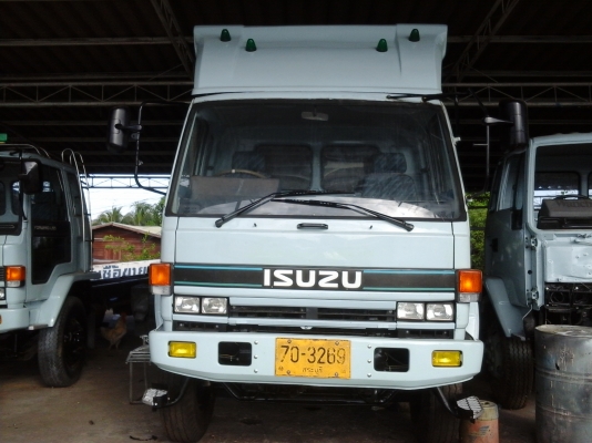 ขาย 10 ล้อพื้นเรียบ อีซูซุ 195 แรง ปี98