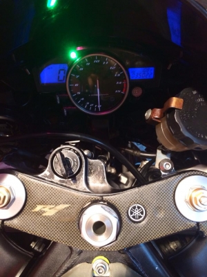 T&amp;T BIKE RAMA2ขายราคาเพียง198000฿ YAMAHA R1 ปี04 อินวอย สพม.ครบ รถสวยคับ วิ่งมา30000โล 0ตรง พร้อมท่อสูตร