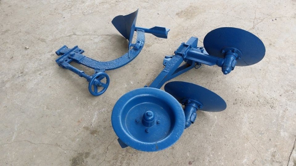 รถไถเดินตาม  HONDA เก่าญี่ปุ่น สภาพพร้อมใช้งาน เครื่องยนต์ติดง่าย แถมฟรี !!! ชุดจานไถพรวนดิน