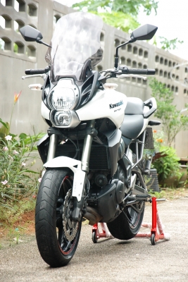 ขาย Kawasaki Versys 650 ABS ปี 2011 ทะเบียน Book service  เอกสารพร้อมโอน