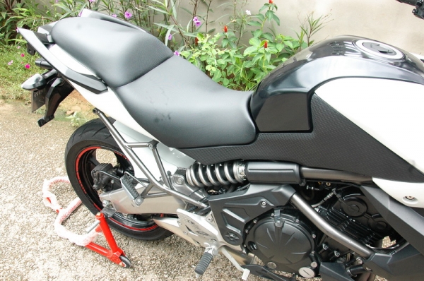 ขาย Kawasaki Versys 650 ABS ปี 2011 ทะเบียน Book service  เอกสารพร้อมโอน