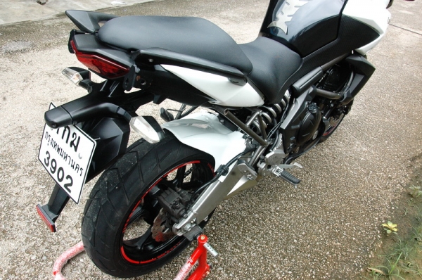 ขาย Kawasaki Versys 650 ABS ปี 2011 ทะเบียน Book service  เอกสารพร้อมโอน