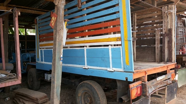 ***ขายแล้วครับขอบคุณ Truck2hand ขายแต๋น4ล้อ แปลงจาก4ล้อกลางISUZU ELF74 เครื่อง/เกียร์ ISUZU 85HP เกียร์สั้นสาย มีเกียร์ฝาก เครื่องดีสตาร์ทติดง่าย แรงดี แห้งดี เกียร์ดีเข้าง่ายไม่หลุด ช่วงล่างเดิม คานหน้า-เฟืองท้าย/คัสซี ELF คัสซีดีเดิม มีตามด แต่ไม่ขาดไม่