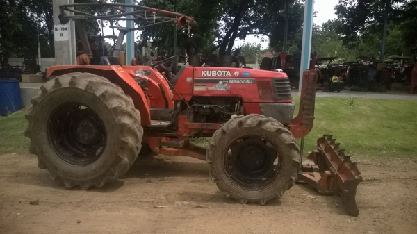 คูโบต้า M 5000 พร้อมใบมีดหน้า และ หางพรวน มือสองถูกม๊าก มาก ราคา 300,000