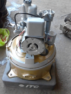 ขายปั๊มน้ำ 1 ตัว เสียบปลั๊กใช้ได้เลย  TEL.081-427-3941