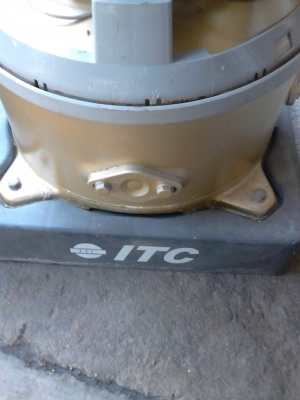 ขายปั๊มน้ำ 1 ตัว เสียบปลั๊กใช้ได้เลย  TEL.081-427-3941