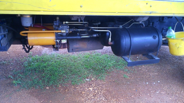 สิบล้อ HINO FL18 เครื่อง HINO 3H เครื่อง 195 แรงม้า  HO7D.