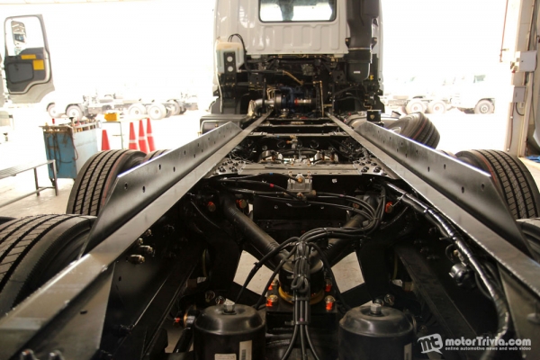 FOTON รถบรรทุก 6 ล้อ(6.5ตัน) และ 4 ล้อ(4.3 ตัน) เริ่มต้นที 650,000 บาท ประกอบในไทย FOTON รถบรรทุก 6 ล้อ(6.5ตัน) และ 4 ล้อ(4.3 ตัน) เริ่มต้นที 650,000 บาท ประกอบในไทย