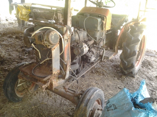 ขายตามสภาพรถไถ22แรงเครื่องไม่ติด ขายตามสภาพรถไถ22แรงเครื่องไม่ติด