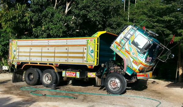 เจ้าของขายเอง ISUZU ร็อคเล็กเครื่อง6BG เทอโบร์อินเตอ3 ดรั๊มสามมิตร