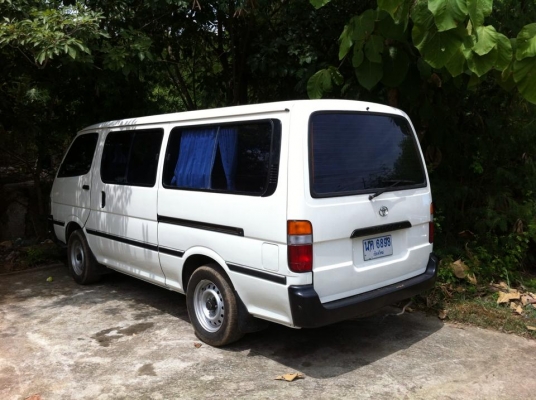 ขายรถตู้Toyota ปี39 สภาพดี เดิมๆสวยงามแบบเดิมๆเครื่องดีเซล2,800cc เครื่องดีนิ่ม ภายในเดิมๆสวยประตูบานสไลด์แน่นๆ พร้อมเล่มและเอกสารการโอน ราคา 165,000.-บาท