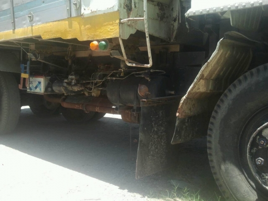 ฮีโน่  227  สิบล้อ  2  เพลาดั๊ม