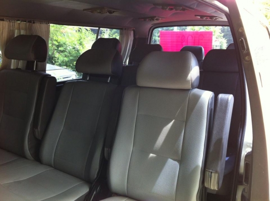 ขายรถตู้Toyota ปี39 สภาพดี เดิมๆสวยงามแบบเดิมๆเครื่องดีเซล2,800cc เครื่องดีนิ่ม ภายในเดิมๆสวยประตูบานสไลด์แน่นๆ พร้อมเล่มและเอกสารการโอน ราคา 165,000.-บาทสนใจติดต่อ Gun Lamphun 093-9319456