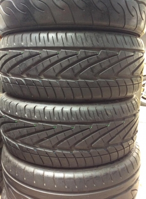 ยาง NITTO NEOGEN  215-35-18 ปี10 ดอก99\% ยางเก่าเก็บ ถูกๆครับ  คู่2500.-