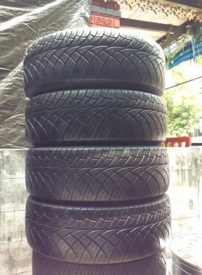 ขายยาง NITTO NT 420S  265-65-17 ปี12 ทั้งชุด สวยๆถูกๆ