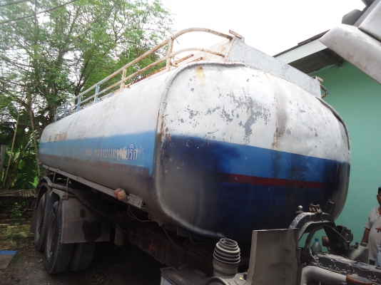 ขายด่วนรถสิบล้อร็อกกี้FVM12MY-Kรถบรรทุกนํ้ามัน16000ลิตร