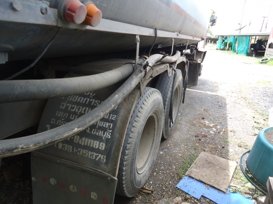 ขายด่วนรถสิบล้อร็อกกี้FVM12MY-Kรถบรรทุกนํ้ามัน16000ลิตร