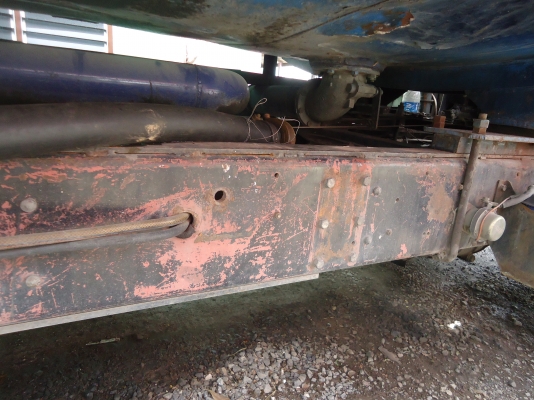 ขายด่วนรถสิบล้อร็อกกี้FVM12MY-Kรถบรรทุกนํ้ามัน16000ลิตร